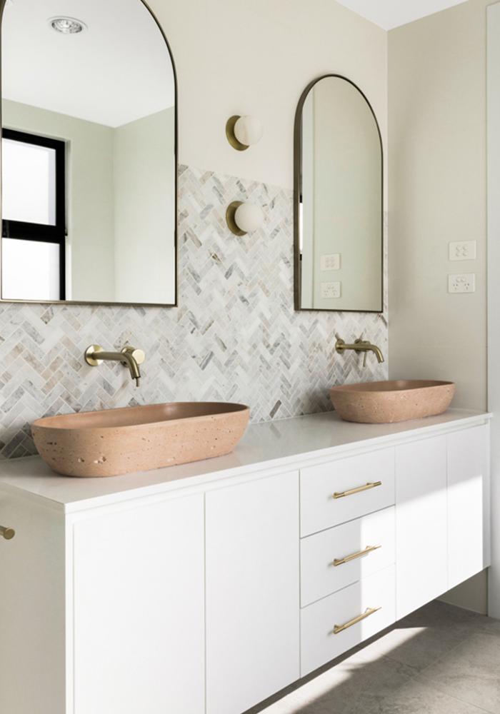 Custom bathroom cabinetry by Cambridge Cabinets in Geelong